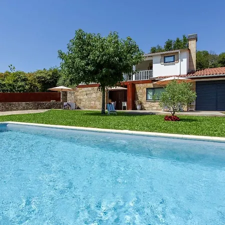 Casa Tarrio - Casa Privada Com 3 Quartos E Piscina * Braga