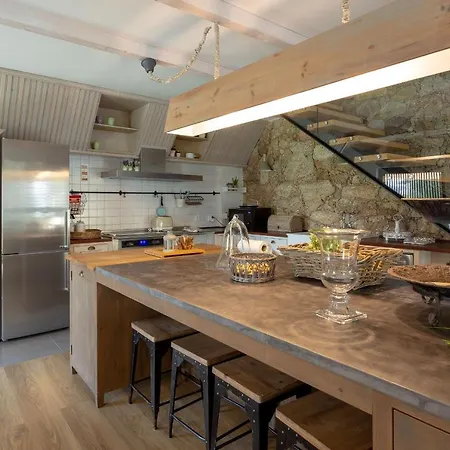 Vakantiehuis Casa Tarrio - Casa Privada Com 3 Quartos E Piscina *