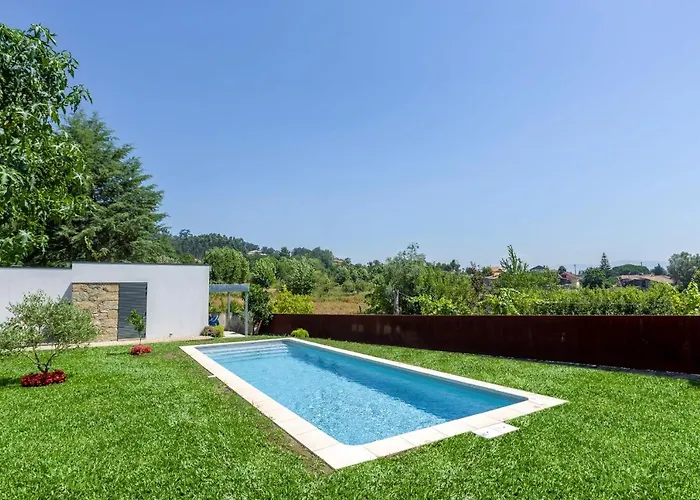 Casa Tarrio - Casa Privada Com 3 Quartos E Piscina *